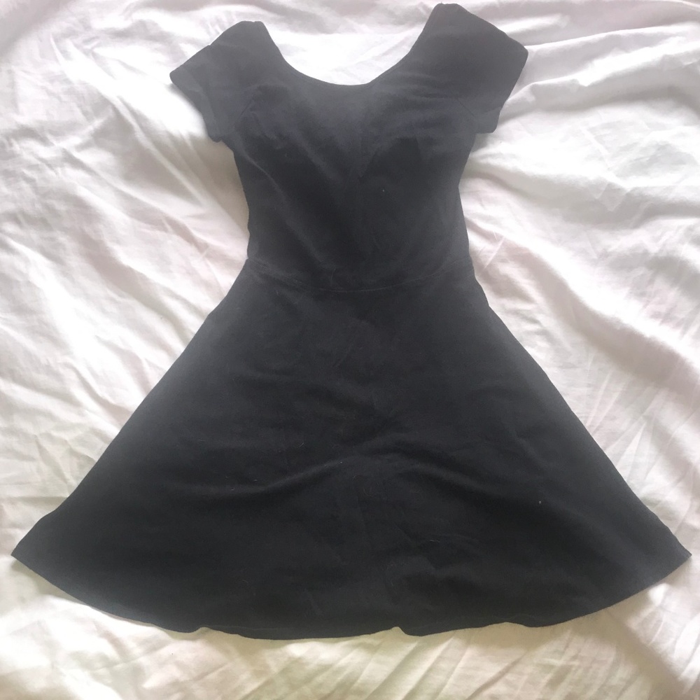 Dress - Picture 1 of 1